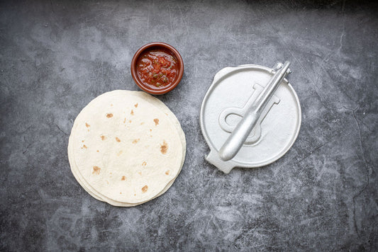 Tortillas Hechas a Mano – Handmade Corn Tortillas