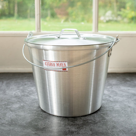 Cubeta Pail